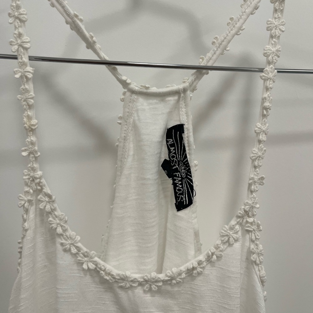 Almost Famous Ladies Crop Tank Top - Size Small - White In Color - Picture 2 of 3